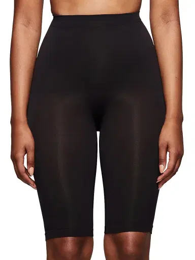 Skims Women's Seamless Sculpt High-Waisted Above-The-Knee Shorts | Thumbnail 3 Skims Women's Seamless Sculpt High-Waisted Above-The-Knee Shorts | Thumbnail 3