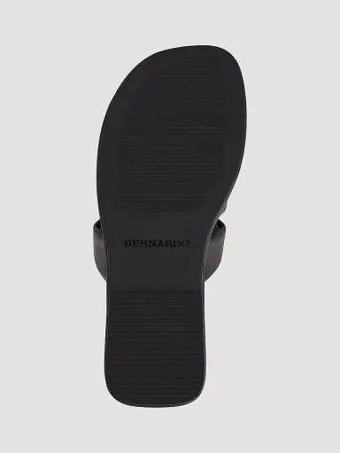 Bernardo Women's Tamer Slip-On Sandals - Black | Thumbnail 4