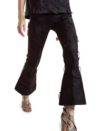 CYNTHIA ROWLEY Women's 3D Floral Ponte-Knit Bootcut Pants - Black - Size 2 | Thumbnail 3