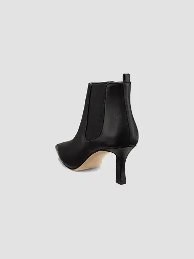 Manolo Blahnik Women's Leather Ankle Boots - Black | Thumbnail 3