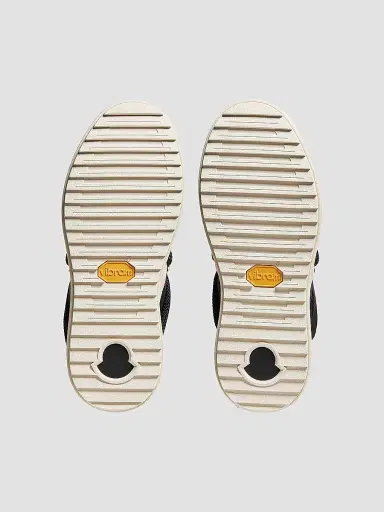 Moncler Men's Altive Boots | Thumbnail 4 Moncler Men's Altive Boots | Thumbnail 4