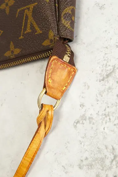 FWRD Renew Louis Vuitton Monogram Pochette Accessoires Shoulder Bag | Thumbnail 9