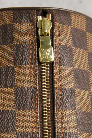 louis vuitton Louis Vuitton Damier Ebene Papillon 26 Handbag | Thumbnail 7 louis vuitton Louis Vuitton Damier Ebene Papillon 26 Handbag | Thumbnail 7