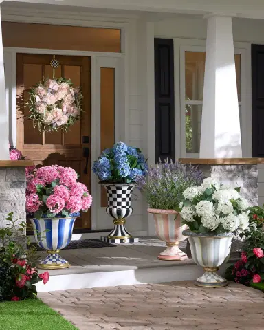 MacKenzie-Childs Courtly Check Pedestal Urn | Thumbnail 7 MacKenzie-Childs Courtly Check Pedestal Urn | Thumbnail 7