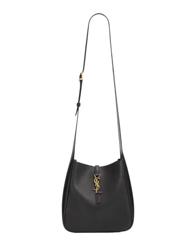 Le 5 À 7 Small Leather Crossbody Bag