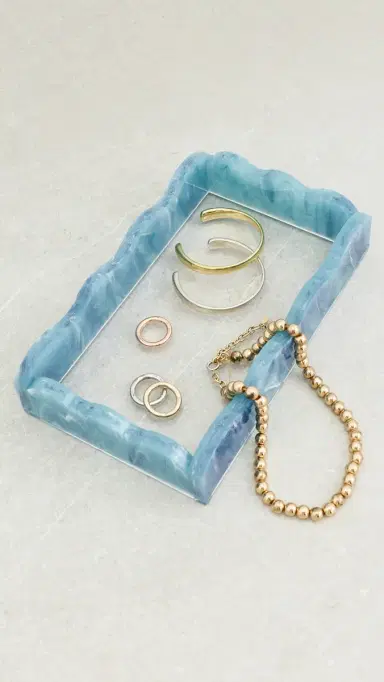Tizo Design Lucite Marbleized Guest Towel Tray | Thumbnail 3