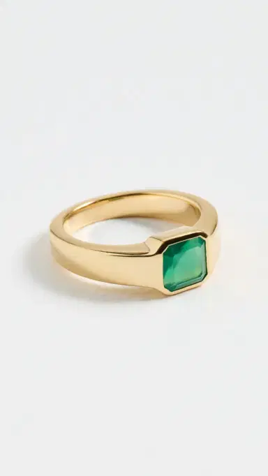 SHASHI Emerald Pinky Signet Ring Emerald | Thumbnail 2