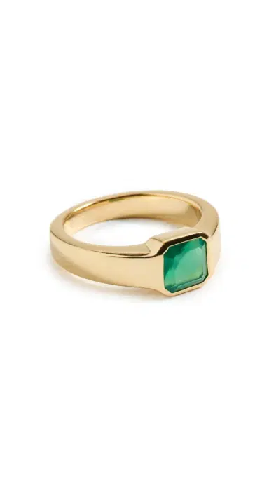 SHASHI Emerald Pinky Signet Ring Emerald | Thumbnail 6