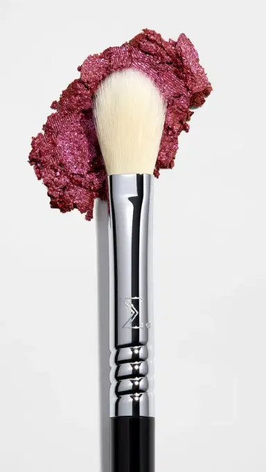 Sigma Beauty E25 Blending Brush No Color | Thumbnail 3
