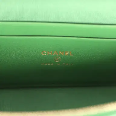 Chanel Chanel Top Handle Long Vanity Case with Chain Green Lambskin Light Gold Hardware | Thumbnail 9