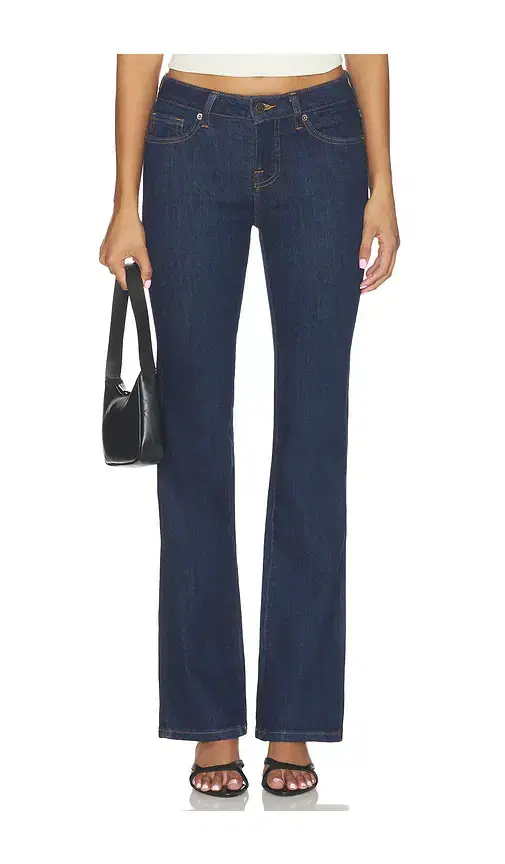 Good American Low Boot Jeans