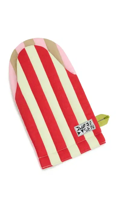 Dusen Dusen Striped Oven Mitt Ladybug One Size | Thumbnail 6