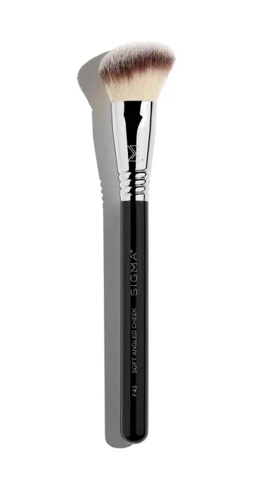 Sigma Beauty F43 Soft Angled Cheek Brush No Color | Thumbnail 4