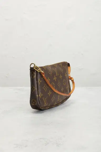 FWRD Renew Louis Vuitton Monogram Pochette Accessoires Shoulder Bag | Thumbnail 4