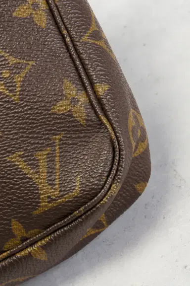 FWRD Renew Louis Vuitton Monogram Pochette Accessoires Shoulder Bag | Thumbnail 8