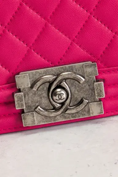 Chanel Chanel Lambskin Boy Bag | Thumbnail 6 Chanel Chanel Lambskin Boy Bag | Thumbnail 6