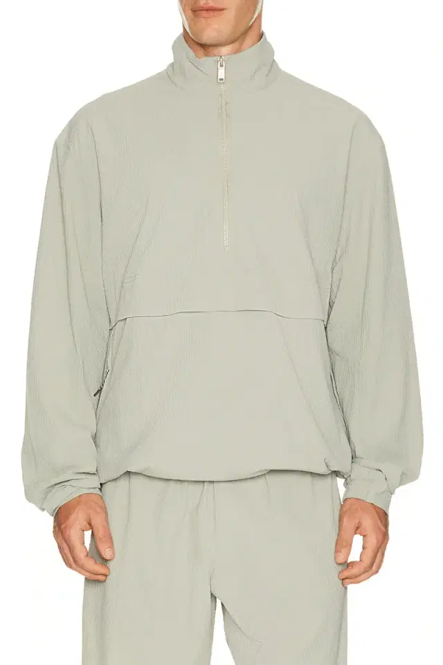 On Courtside 1/2 Zip Eaze