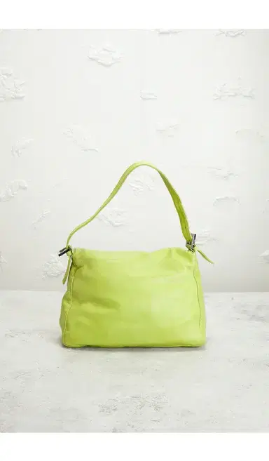Fendi Mama Baguette Shoulder Bag | Thumbnail 3