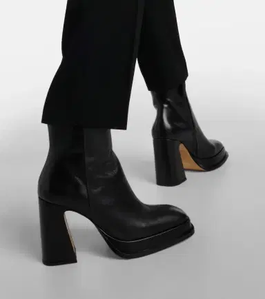 Souliers Martinez Nova Chueca leather ankle boots | Thumbnail 5