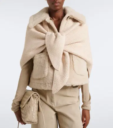 Max Mara Virgin wool shawl | Thumbnail 2 Max Mara Virgin wool shawl | Thumbnail 2