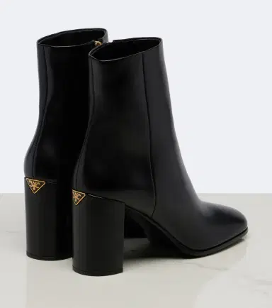 Prada Leather ankle boots | Thumbnail 4