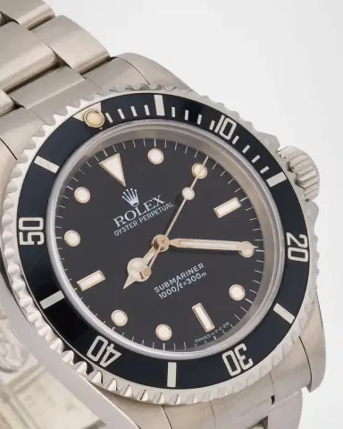Vintage Watches Rolex Submariner 40mm Vintage 1991 Watch | Thumbnail 3 Vintage Watches Rolex Submariner 40mm Vintage 1991 Watch | Thumbnail 3