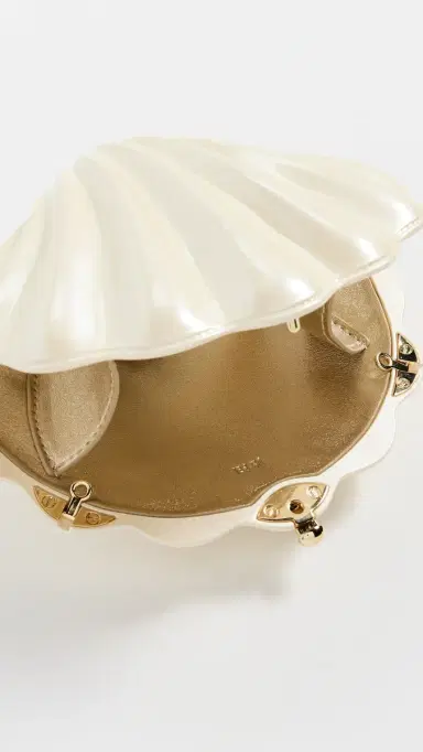 JW PEI Shell Clutch Ivory One Size | Thumbnail 6 JW PEI Shell Clutch Ivory One Size | Thumbnail 6