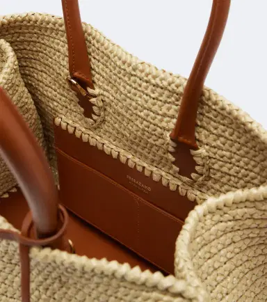 Ferragamo Hug Medium raffia shoulder bag | Thumbnail 3 Ferragamo Hug Medium raffia shoulder bag | Thumbnail 3
