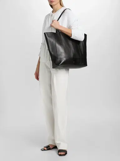 TOTEME Women's Roam Leather Tote | Thumbnail 2 TOTEME Women's Roam Leather Tote | Thumbnail 2