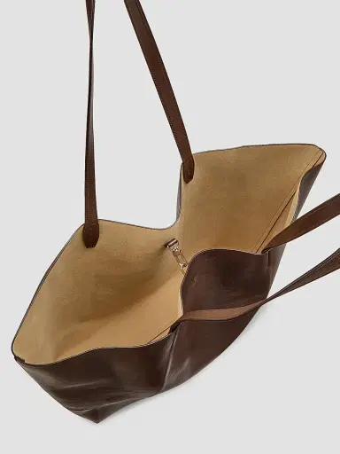TOTEME Women's Roam Leather Tote | Thumbnail 4 TOTEME Women's Roam Leather Tote | Thumbnail 4