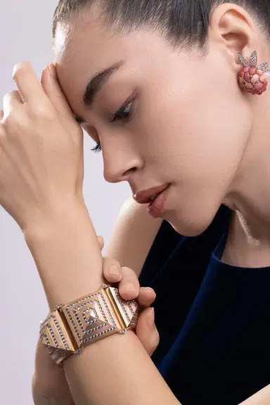CICADA Spinel Gold Bracelet | Thumbnail 3