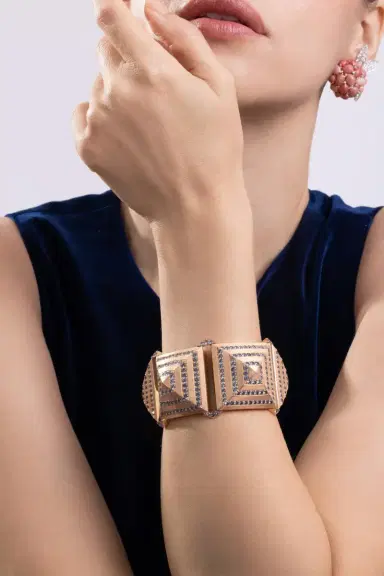 CICADA Spinel Gold Bracelet | Thumbnail 4