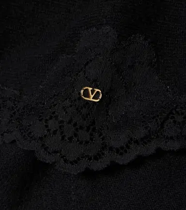 Valentino VLogo cashmere lace-trimmed scarf | Thumbnail 3 Valentino VLogo cashmere lace-trimmed scarf | Thumbnail 3