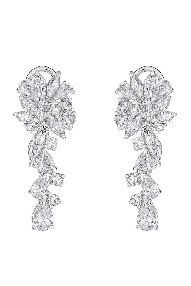 Zydo Diamond Dangling Earrings