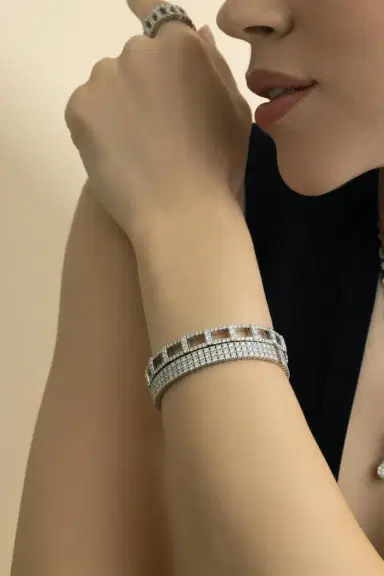 Zydo Diamond H Stretch Bracelet | Thumbnail 2 Zydo Diamond H Stretch Bracelet | Thumbnail 2