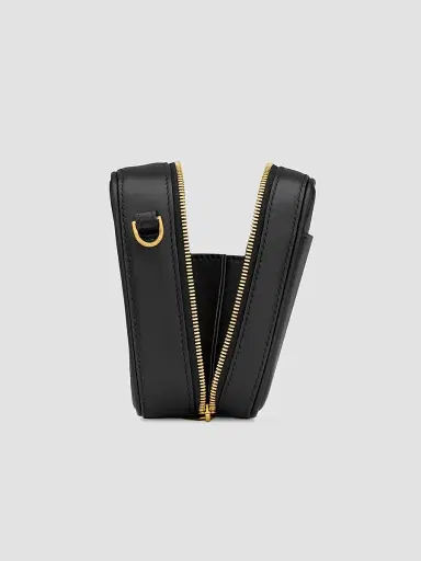 Saint Laurent Travel Pouch in Smooth Leather | Thumbnail 4 Saint Laurent Travel Pouch in Smooth Leather | Thumbnail 4