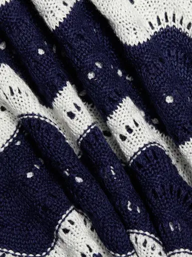 BEACH RIOT Women's Beach Chevron Sweater - Navy And White Tides - Size Large | Thumbnail 7 BEACH RIOT Women's Beach Chevron Sweater - Navy And White Tides - Size Large | Thumbnail 7