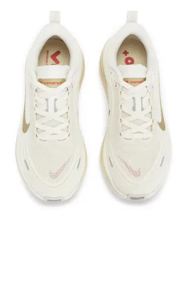 Nike Vomero Plus Sneaker | Thumbnail 4 Nike Vomero Plus Sneaker | Thumbnail 4