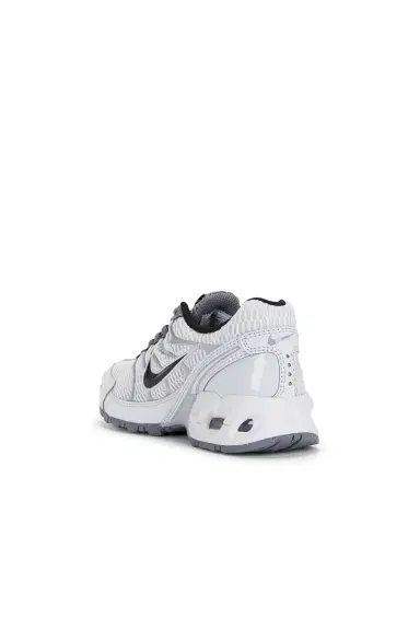 Nike Air Max Torch 4 Sneaker | Thumbnail 3