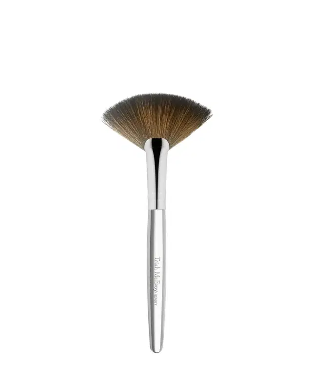 Trish McEvoy Brush No. 62 - Fan Brush