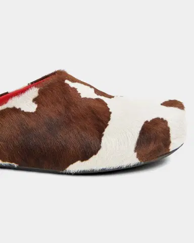Marni Men 's Fussbett Cow-Print Calf Hair Sabots | Thumbnail 3