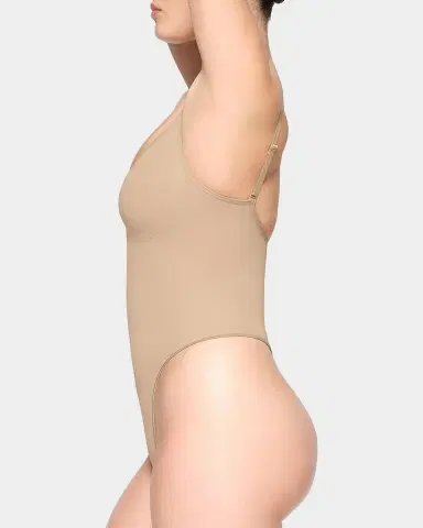 Skims Seamless Sculpt Thong Bodysuit | Thumbnail 4 Skims Seamless Sculpt Thong Bodysuit | Thumbnail 4