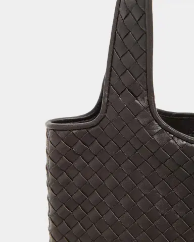 Bottega Veneta Men's Intrecciato Leather Tote Bag | Thumbnail 5 Bottega Veneta Men's Intrecciato Leather Tote Bag | Thumbnail 5