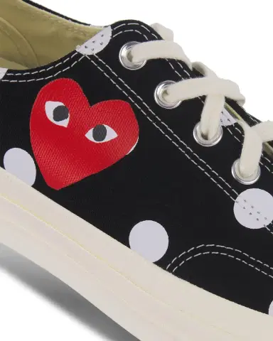 Comme des Garçons Comme des Garçons Play x Converse Polka Dot Low-Top Sneakers | Thumbnail 5 Comme des Garçons Comme des Garçons Play x Converse Polka Dot Low-Top Sneakers | Thumbnail 5