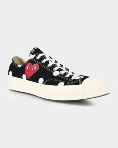 Comme des Garçons Comme des Garçons Play x Converse Polka Dot Low-Top Sneakers | Thumbnail 6 Comme des Garçons Comme des Garçons Play x Converse Polka Dot Low-Top Sneakers | Thumbnail 6