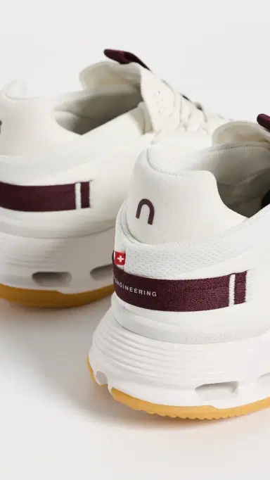 ON Cloudnova 2 Sneakers | Thumbnail 4 ON Cloudnova 2 Sneakers | Thumbnail 4