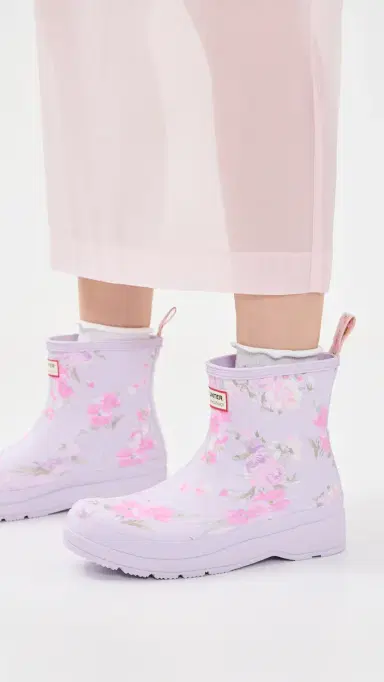 Hunter Boots Hunter x LoveShackFancy Play Short Rain Boots Light Purple 30 | Thumbnail 3 Hunter Boots Hunter x LoveShackFancy Play Short Rain Boots Light Purple 30 | Thumbnail 3