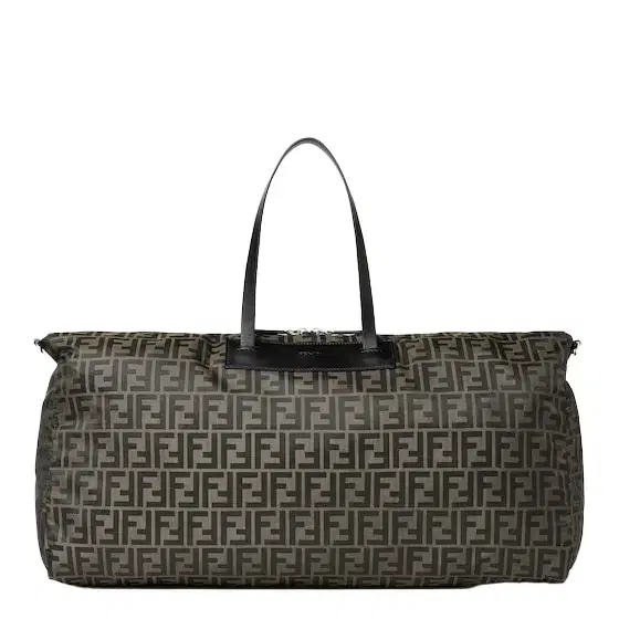 Versatile, travel-ready duffle bag