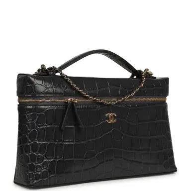 Chanel Chanel Large Top Handle Long Vanity Case Grey Croc Embossed Calfskin Gold Hardware | Thumbnail 2 Chanel Chanel Large Top Handle Long Vanity Case Grey Croc Embossed Calfskin Gold Hardware | Thumbnail 2