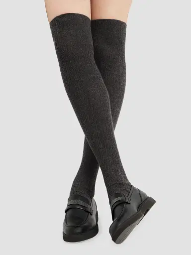 Brunello Cucinelli Women's Stretch Cashmere Rib Knit Socks | Thumbnail 3
